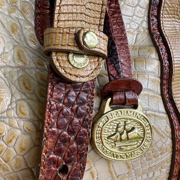 Brahmin Cream /Yellow Croc Emboss Leather Large Tote Bag #103346 - Picture 4 of 16